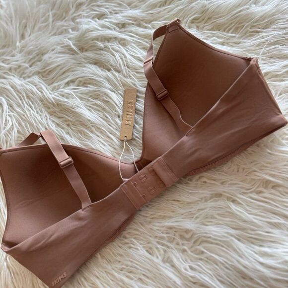 Skims Wireless Form T-shirt Bra Sienna Size 38C - Picture 6 of 9